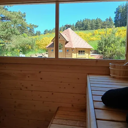 Petit Isolé En Pleine Forêt, Bain Norvégien Et Sauna Laussonne